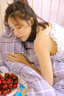丧夫后的滋润日子全文下载